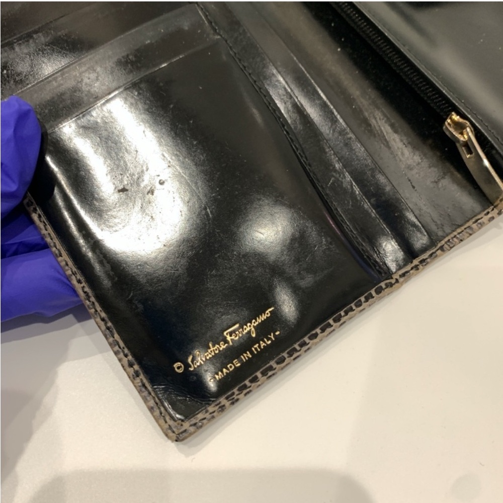 Ferragamo Gancini Long Wallet (Gently used) - Picture 8 of 15